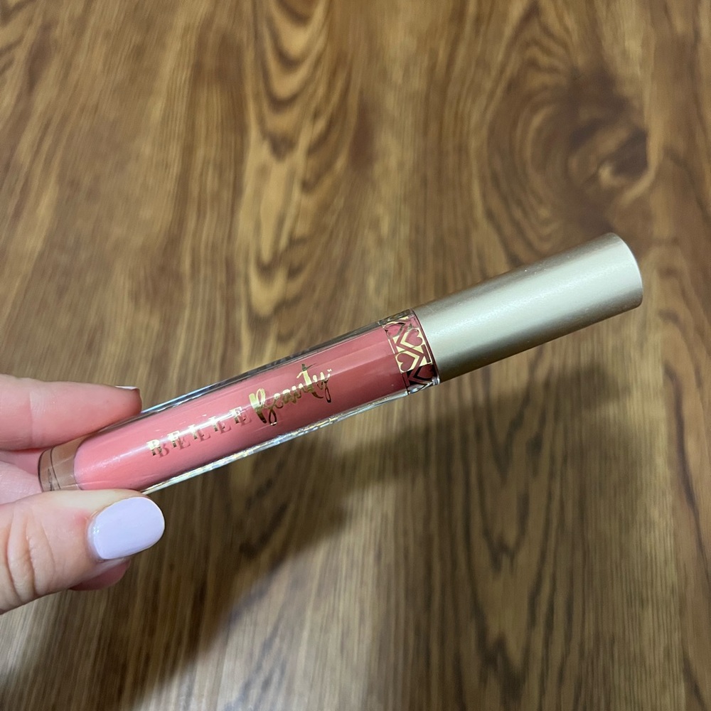 Belle Beauty Kisser Fixer Pink Nude Lipstick